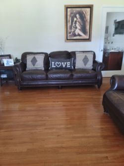 Sofa set