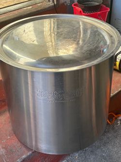 Cooking pot