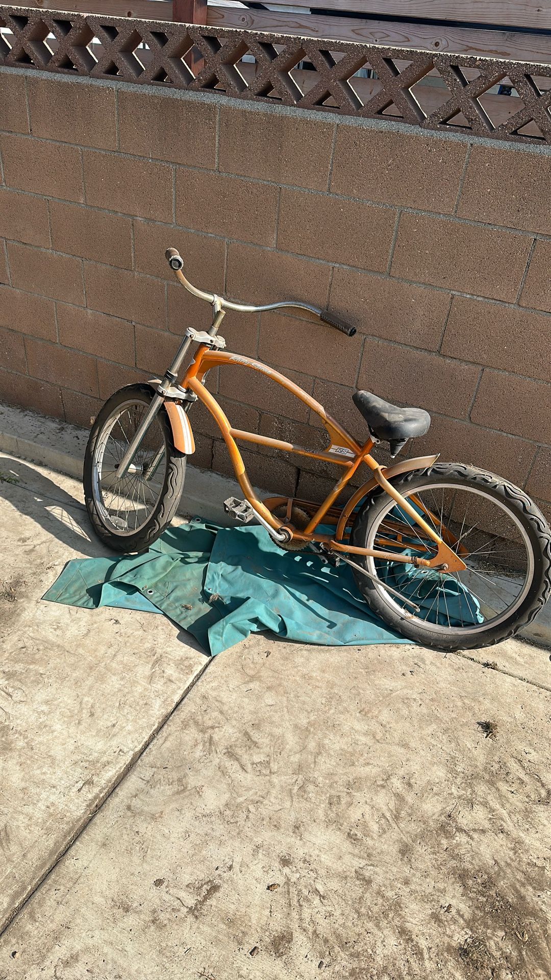 Beach Cruiser Electra Rally sport 24”
