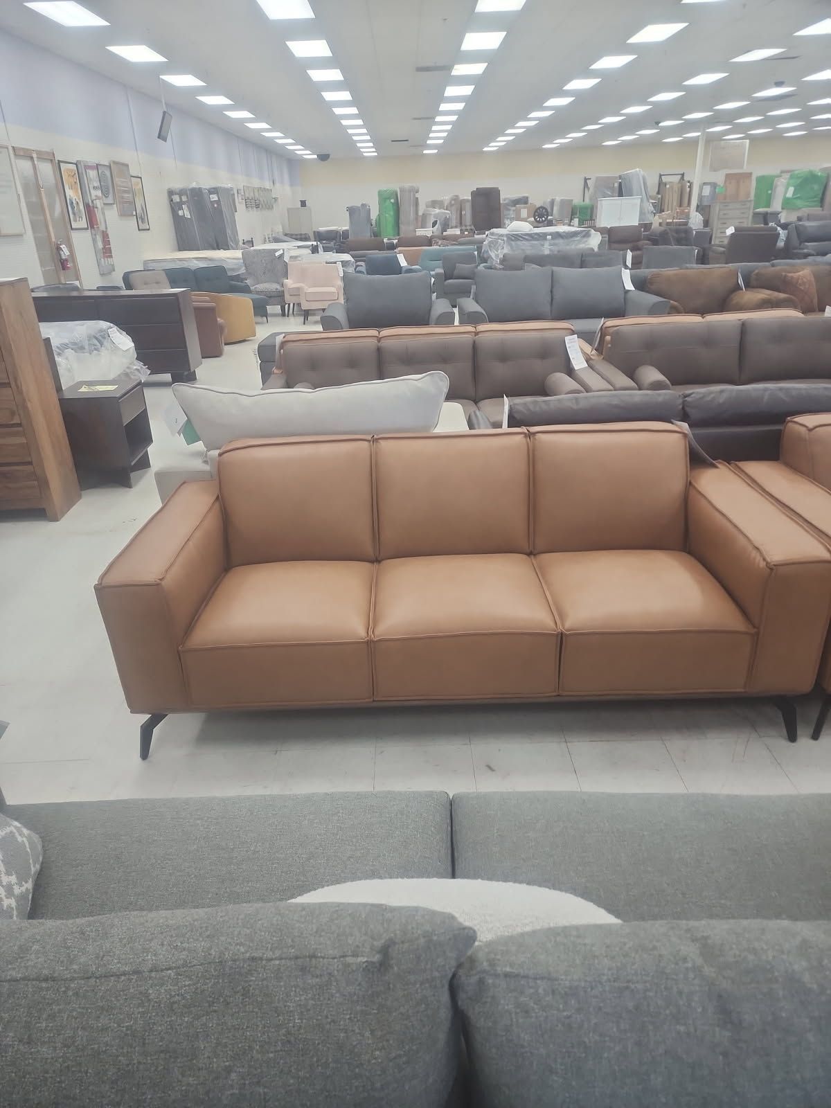 Modern Caramel Leather Sofa with Italian-Style Leather Legs