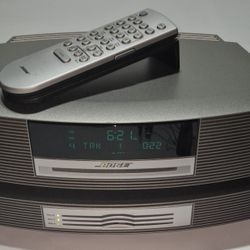 BOSE Wave Music Radio III With Remote
