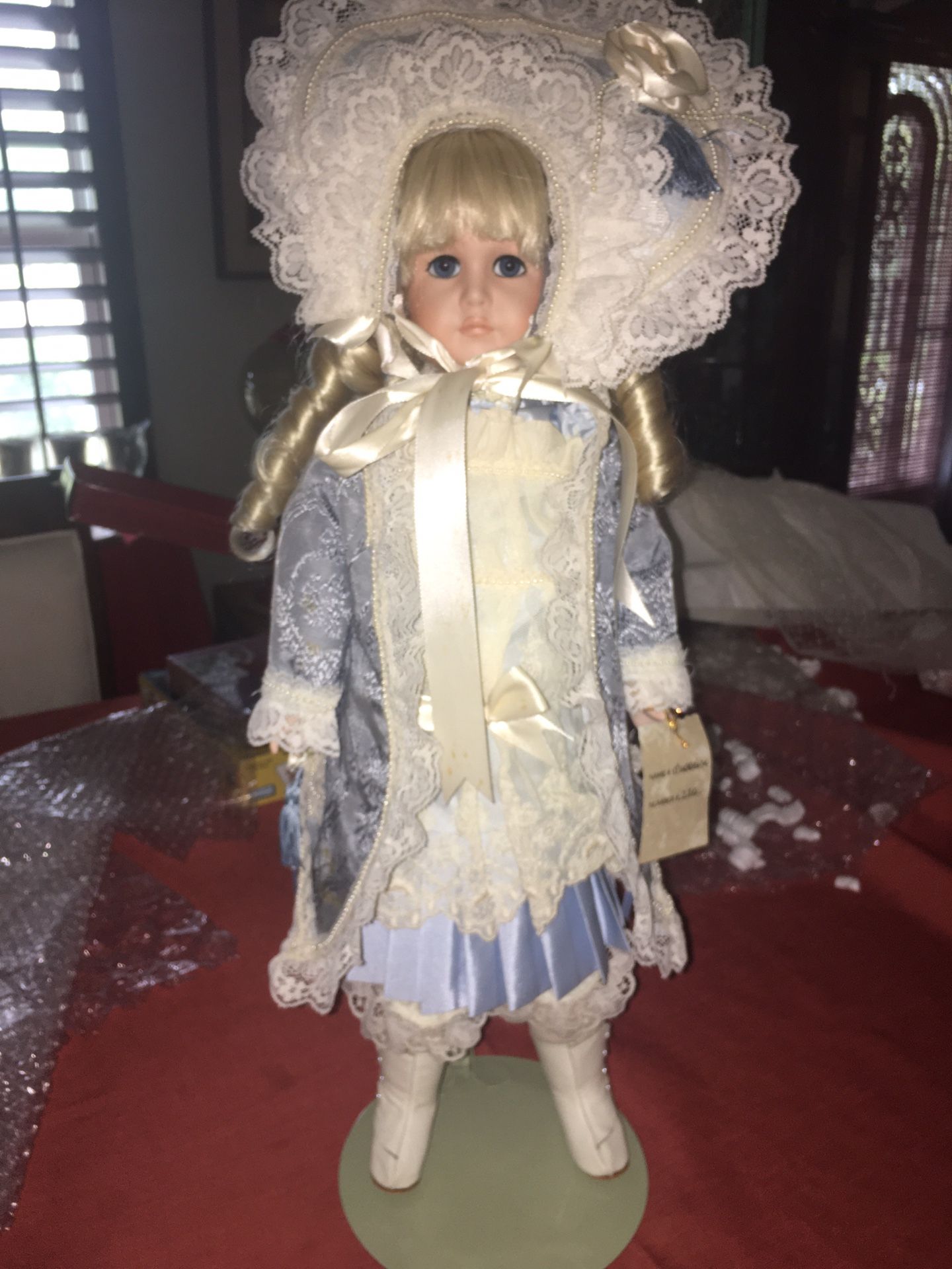 Maryee Nicole Doll-Madeleine #220