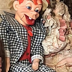 Vintage famous dummy