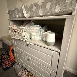 Changing table 