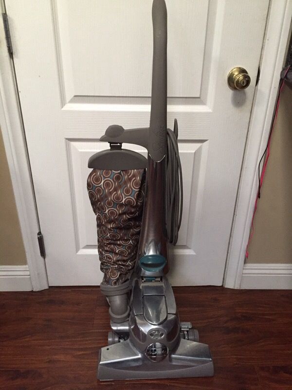 Kirby Vacuum cleaner, like new!