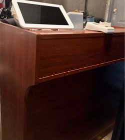WHOLE FROMT DESK with POS