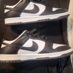 Nike Panda Dunks