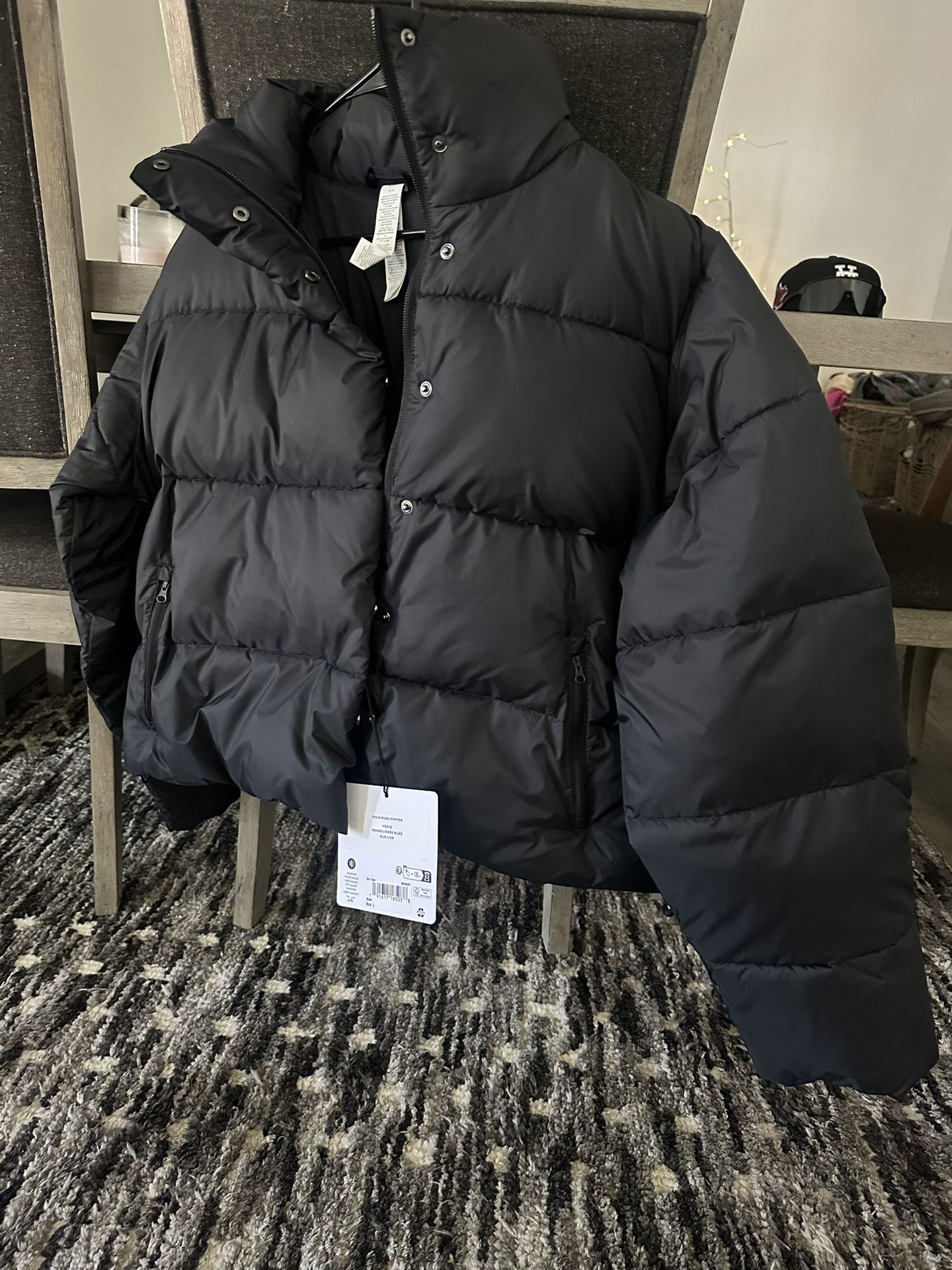 ALO PUFFER JACKET ( AUTHENTIC) LARGE