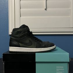 Jordan 1 size 8