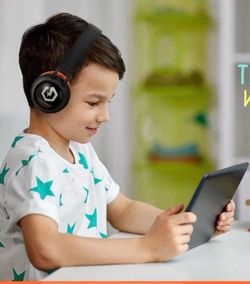 Kids Bluetooth Wireless Headphones with LED Lights