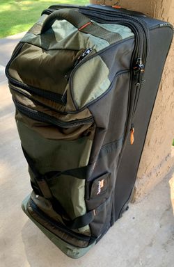 Pathfinder Gear wheeled Luggage