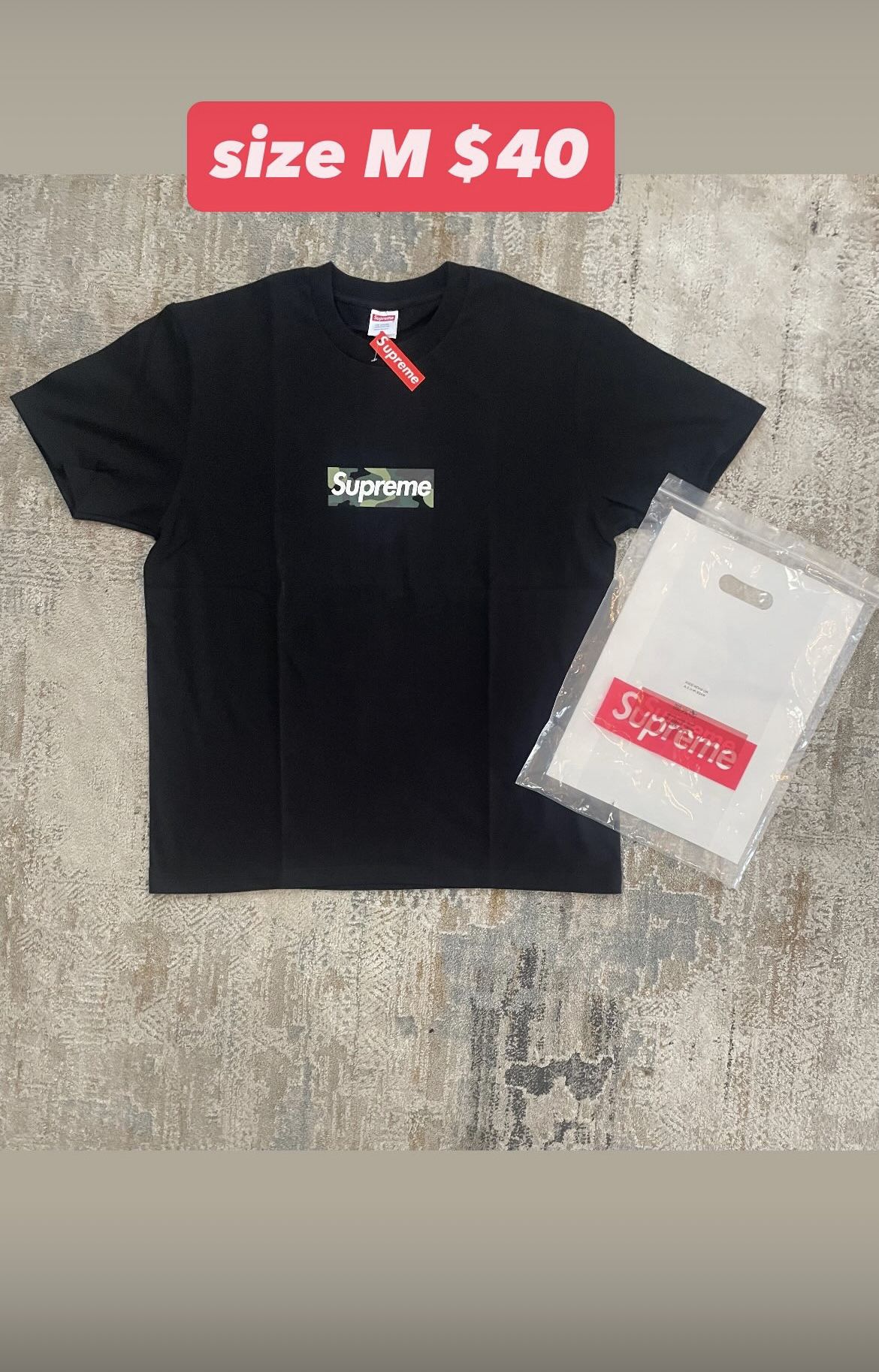 Supreme T shirt Large new