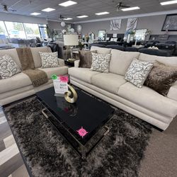 2 Pc Sofa And Loveseat 