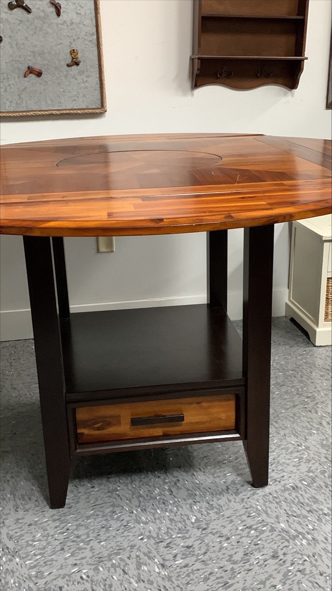 High Top Table for Sale in Fort Lauderdale, FL OfferUp