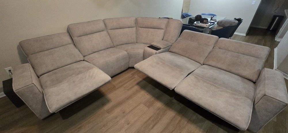 Sectional Couch