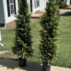 2 Pack 5ft Artificial Cedar Topiary Trees, Outdoor Artificial Plants for Front Porch Décor, Artificial Shrubs Fake Plants Uv Rated Potted Plants for O