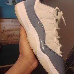 AJ 11 LOW SIZE 1O 
