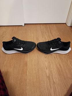 Brand new Nike runners
