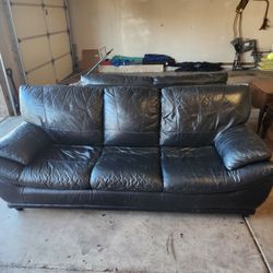 Black Leather Couches