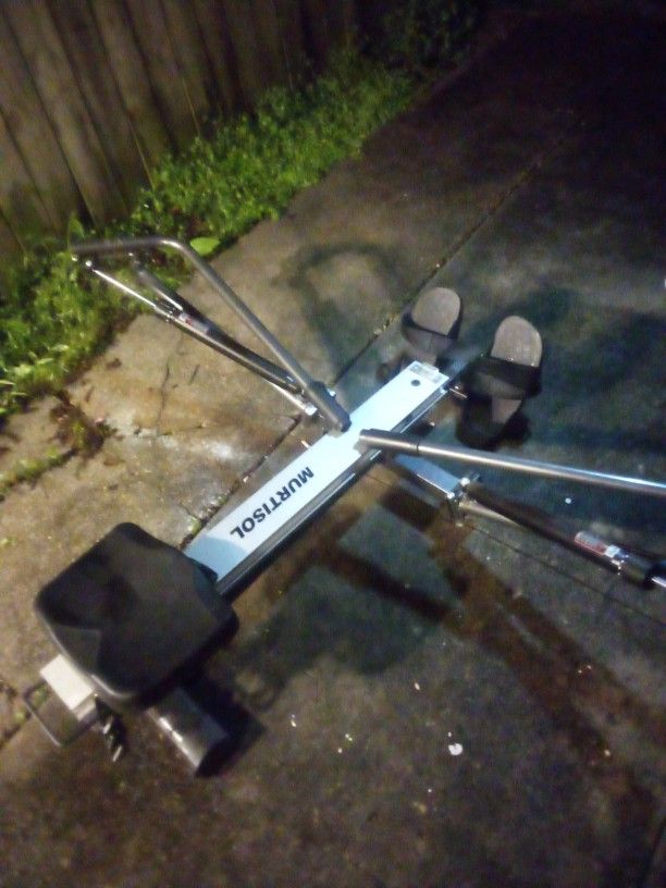 Rowing Machine $25 Great Workout 💪