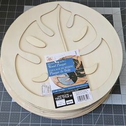 Resin Pouring Wood Plaque By Mod Podge