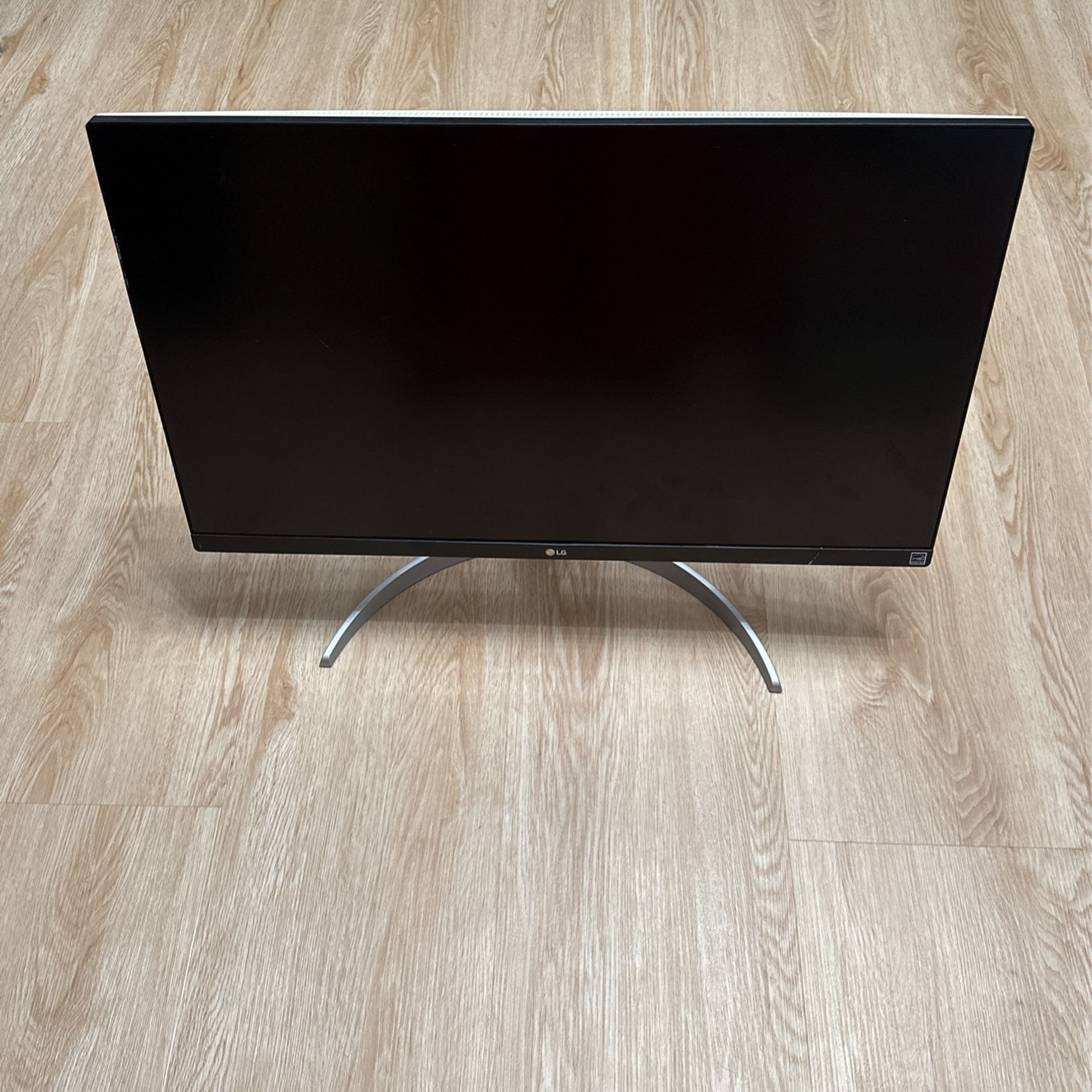 LG 4k 27in Desktop monitor
