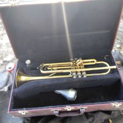 Trumpet Holton T602
