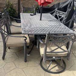 patio table and chairs