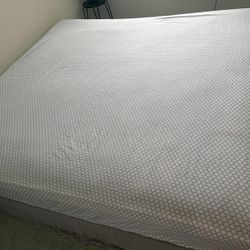 6-inch spring king size mattress with bed and 2 bed boxes