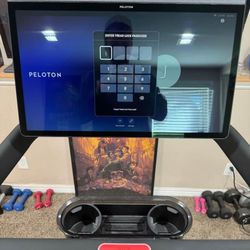 Peloton-Treadmill