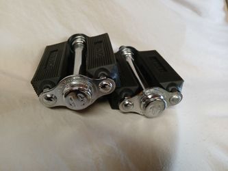 New Schwinn Bicycle Deluxe Pedals