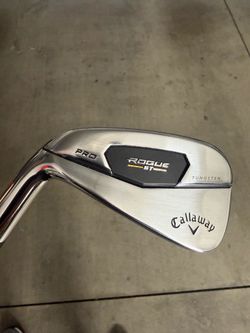 Left-handed Callaway Rogue ST Pro irons (4-PW)