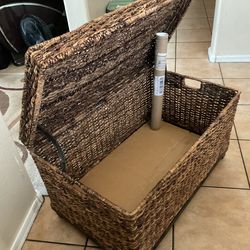 Wicker storage chest
