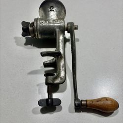 MEAT GRINDER  VINTAGE
