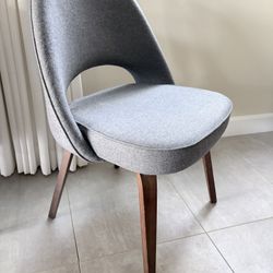 Mid Century Modern Task Chair