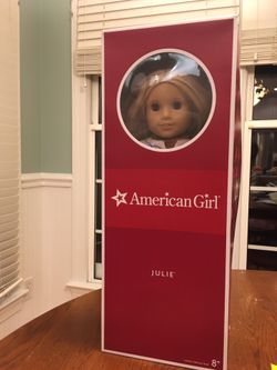 American Girl Doll. - original Julie Albright