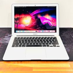 Apple MacBook Air 13” 2013 Core i5 4GB 256GB SSD Fully Functional