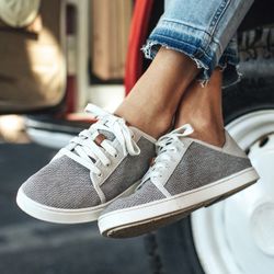 OLUKAI Womens Tapa Grey Pehuea Li Drop In Heel Lace Up Lightweight Sneakers