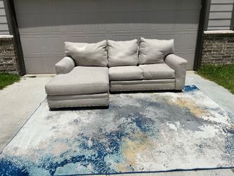 Modern Light Gray Chaise Sofa – Clean, Comfortable & Stylish