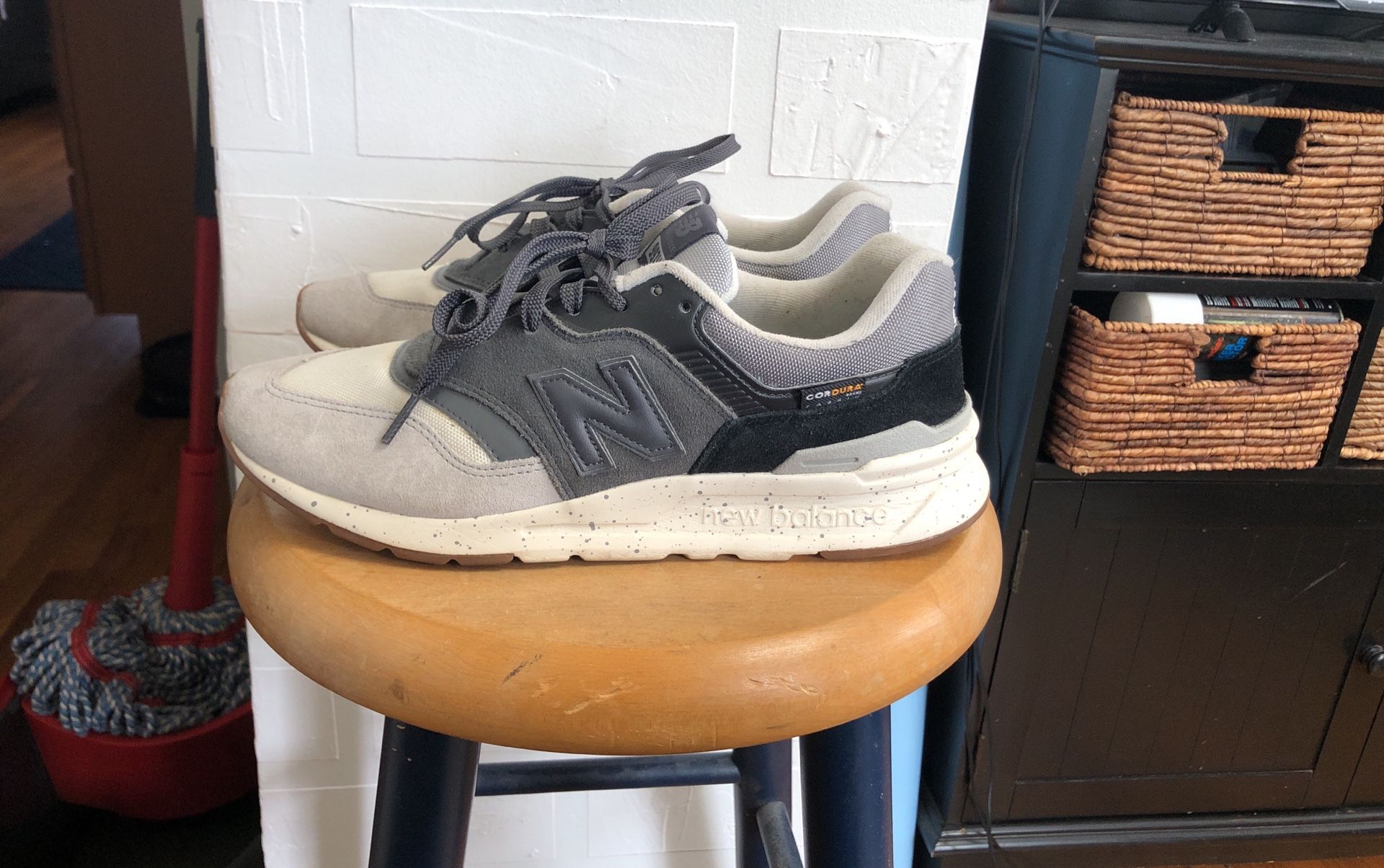 New Balances Sneakers