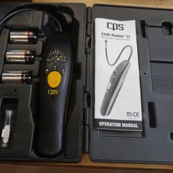 CPS Leak-Seeker II Refrigerant Leak Detector With  Case. USED. TESTED. IN A GOOD WORKING ORDER.
