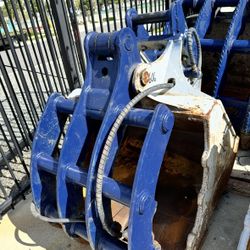 Claw/grapple For Excavator 