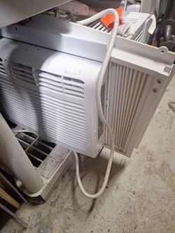 New Frigidaire  window Airconditioner