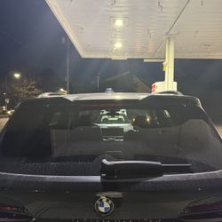 Spoiler M Model . ( BMW X5 )