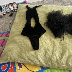 Elegant Black Bodysuit with Fur skirt