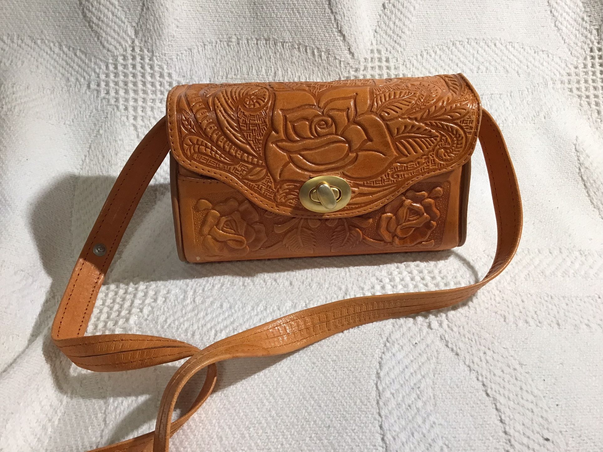 Rose Horse Fur Tooled Leather W Adjustable Strap Made In Mexico Execellet Condition 