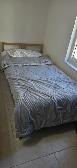 Twin Bed + Table Box