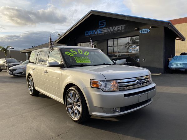 2011 Ford Flex 3rd Row Seat 1 Owner! for Sale in Orange, CA - OfferUp