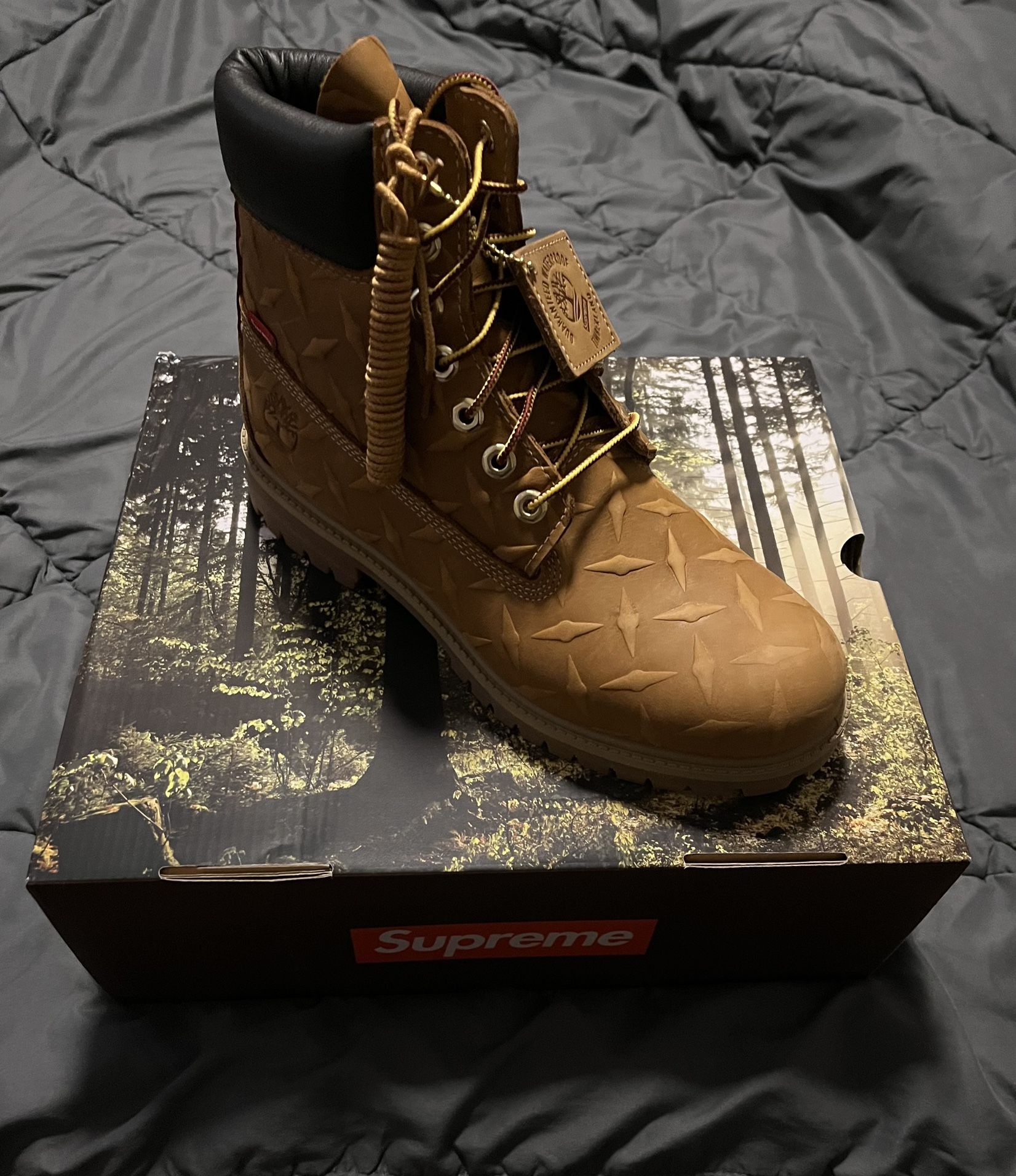 Supreme Timberland Diamond Plate 6” Premium Waterproof Boot Size 8.5