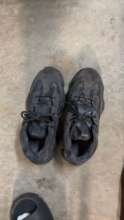 Size 10 Utility Black Yeezy 500